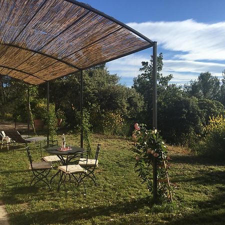 Le Gite Des Cadieres Lejlighed Evenos Eksteriør billede